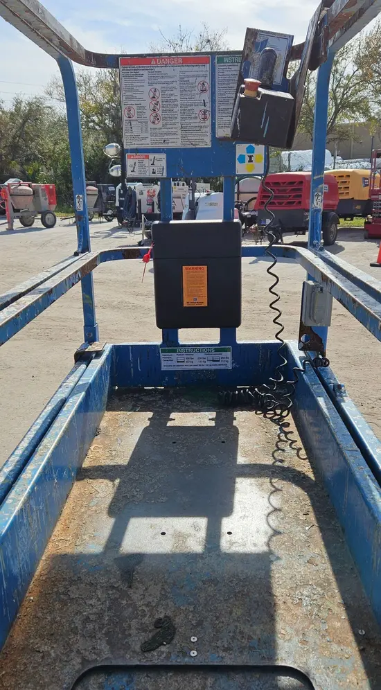 2016 Genie GS-1930 Scissor Lift