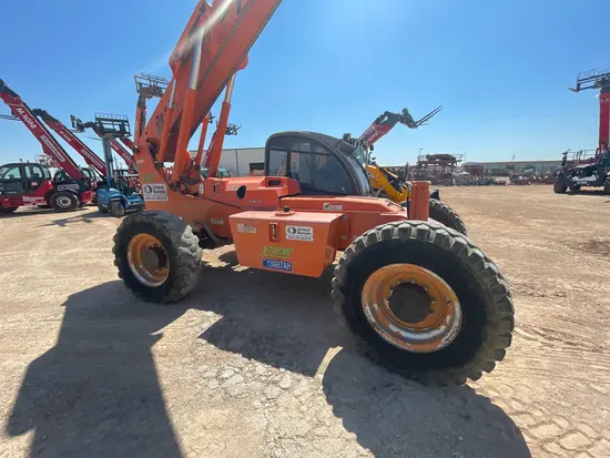 2013 XTREME XR842 Forklift
