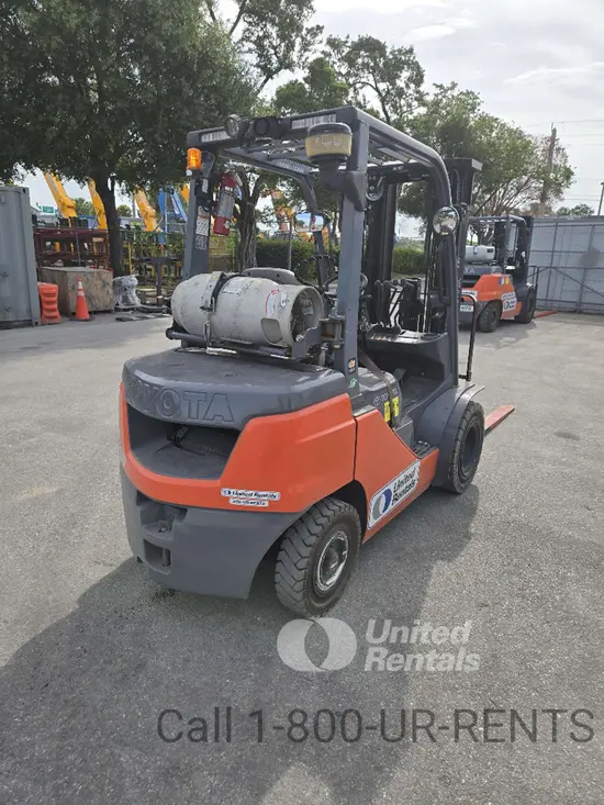 2020 Toyota 8FGU25 Warehouse Forklift