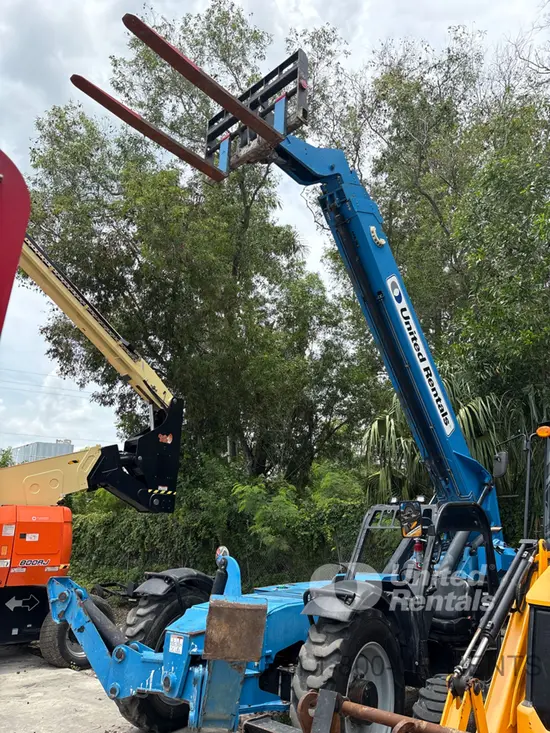 2017 Genie GTH-1056 Forklift