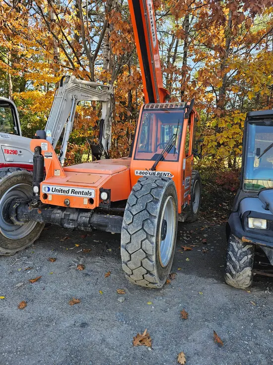 2016 SKYTRAK 6042 Forklift