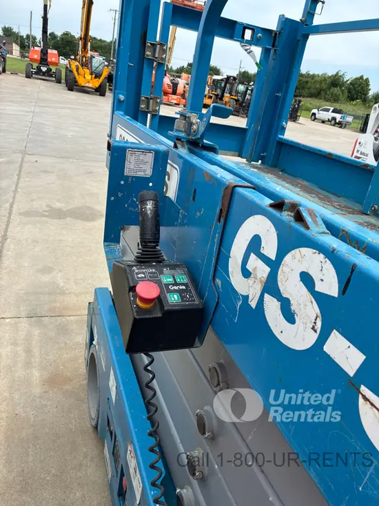2018 Genie GS-3232 Scissor Lift