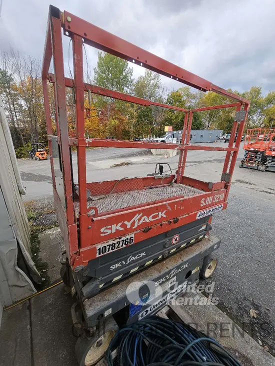2018 Skyjack SJIII3219 Scissor Lift