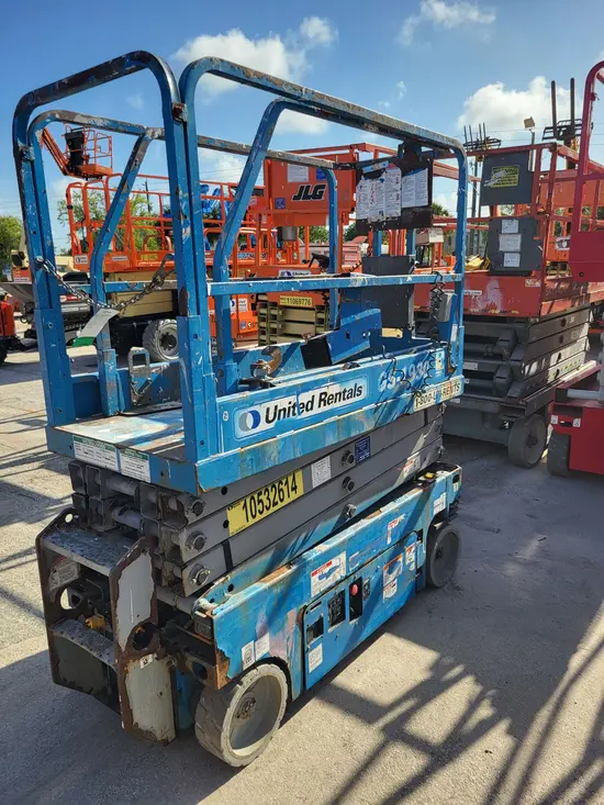 2016 Genie GS-1930 Scissor Lift