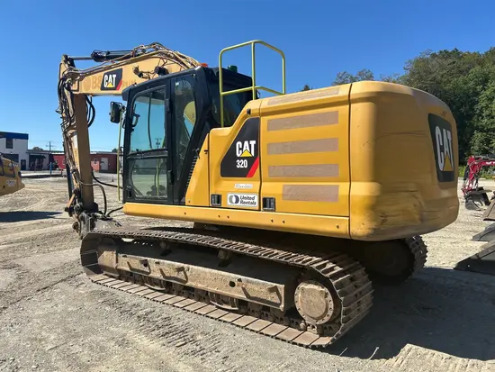 2019 CAT 320 Excavator