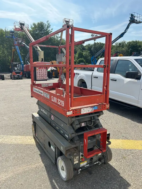 2018 Skyjack SJIII3219 Scissor Lift