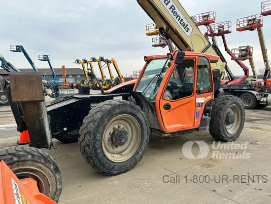 2018 JLG 1055 Forklift