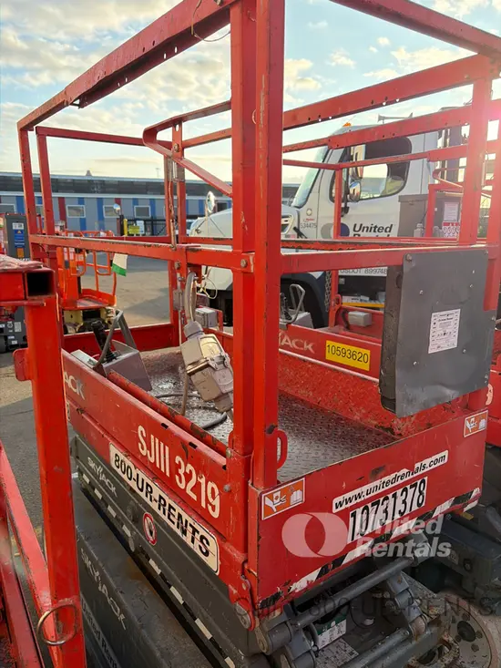 2018 Skyjack SJIII3219 Scissor Lift