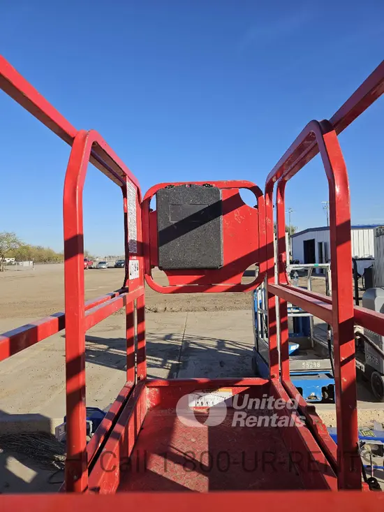 2019 MEC MICRO 19 Scissor Lift