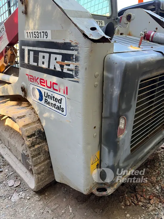 2021 Takeuchi TL8R2-CR Track Loader