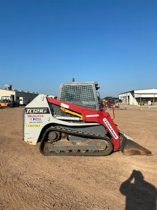2021 Takeuchi TL12R2-CR Track Loader