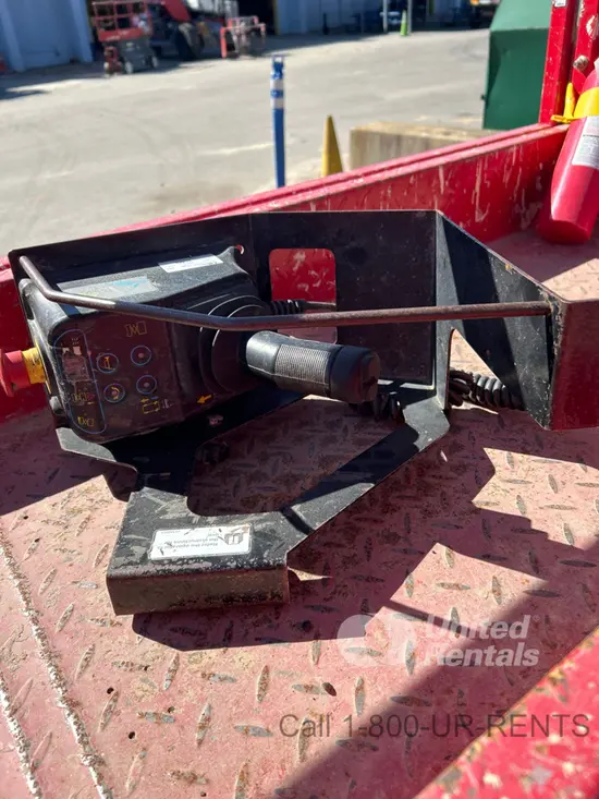 2020 MEC MICRO 26 Scissor Lift