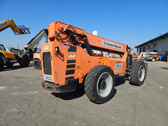 2017 SKYTRAK 6042 Forklift