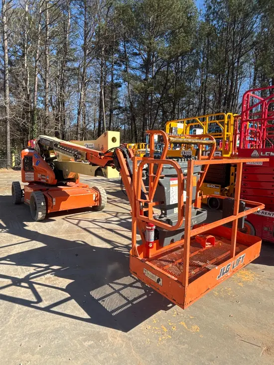 2018 JLG E450AJ Articulating Boom Lift