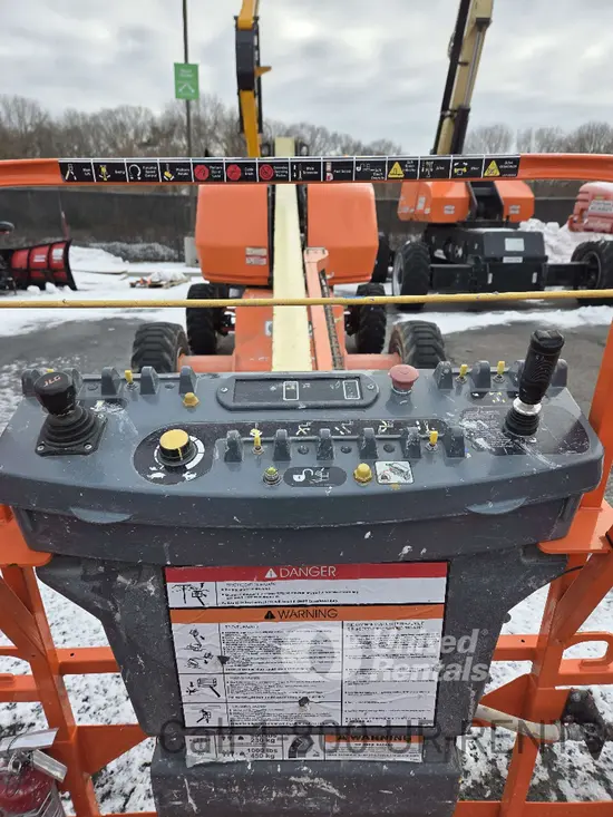 2017 JLG 400S Boom Lift