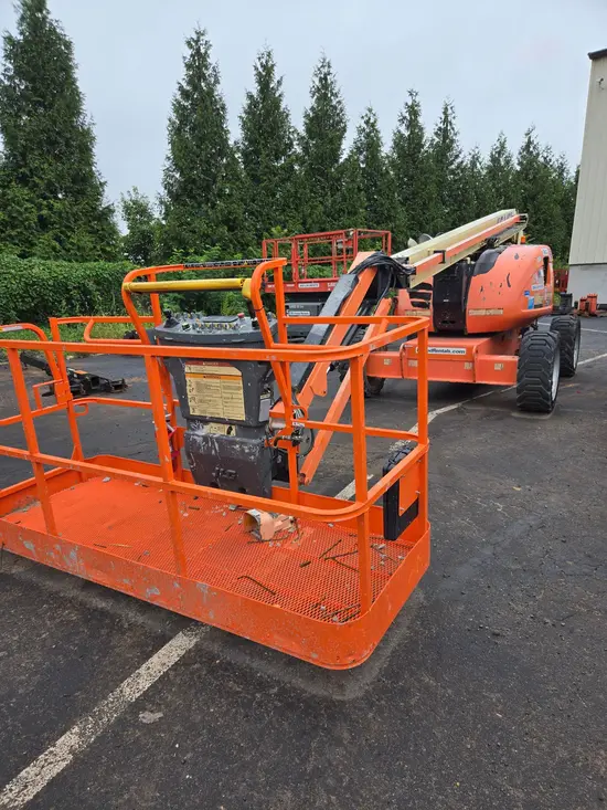 2017 JLG 600AJ Articulating Boom Lift