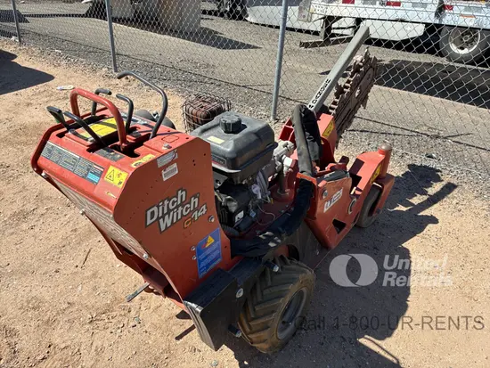 2022 Ditch Witch C14 Trencher
