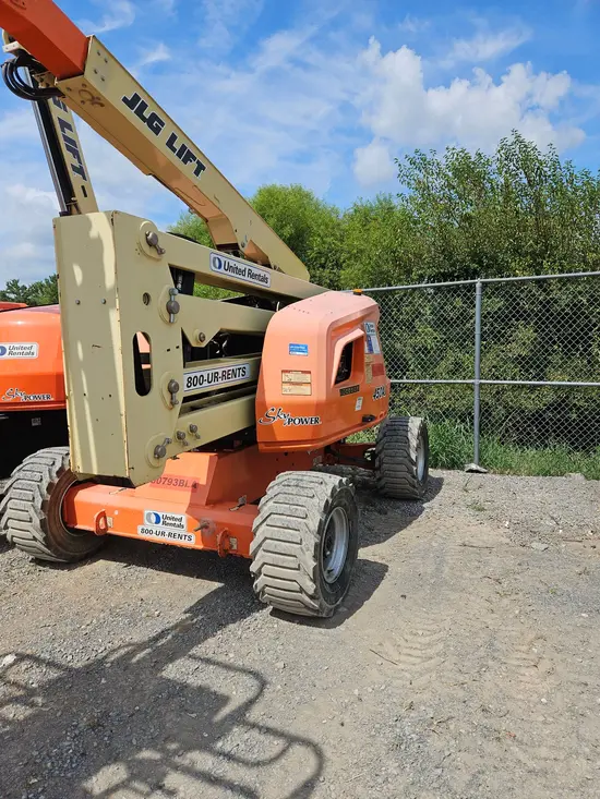 2017 JLG 450AJ Articulating Boom Lift