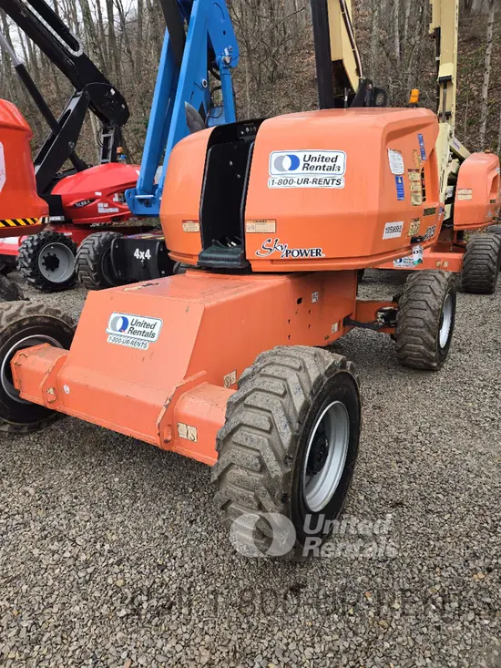 2017 JLG 400S Boom Lift