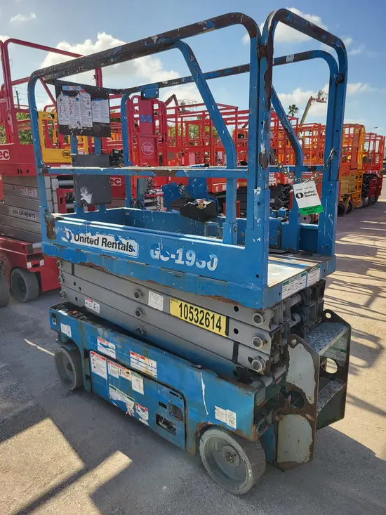 2016 Genie GS-1930 Scissor Lift
