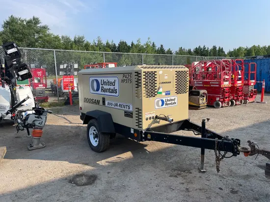 2021 Doosan P425/HP375WCUT4 Air Compressor