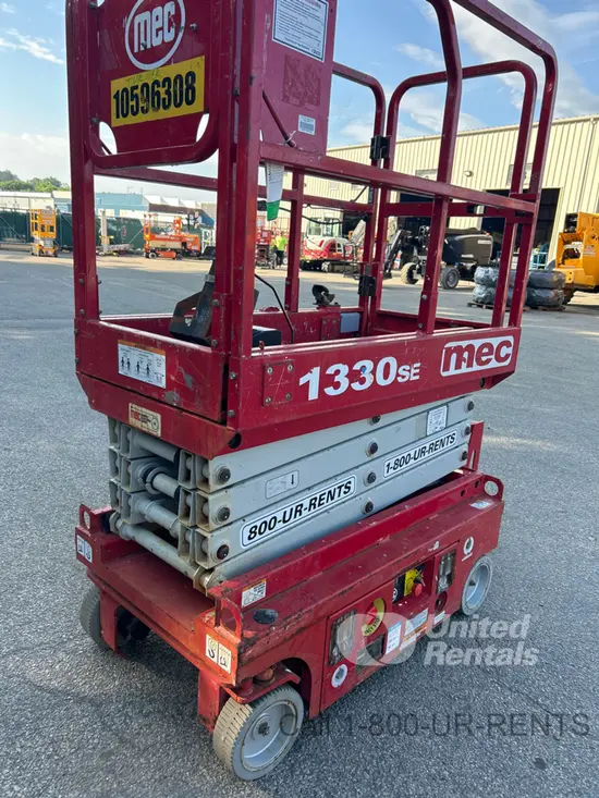 2017 MEC 1330SE Scissor Lift
