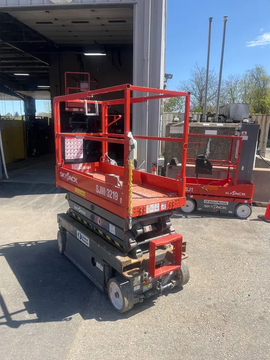 2018 Skyjack SJIII3219 Scissor Lift