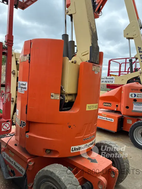 2018 JLG E300AJP Articulating Boom Lift