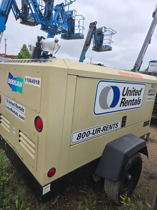 2020 Doosan P425/HP375WCUT4 Air Compressor