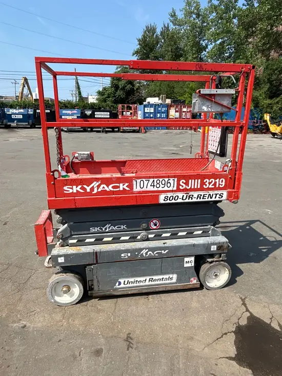 2018 Skyjack SJIII3219 Scissor Lift