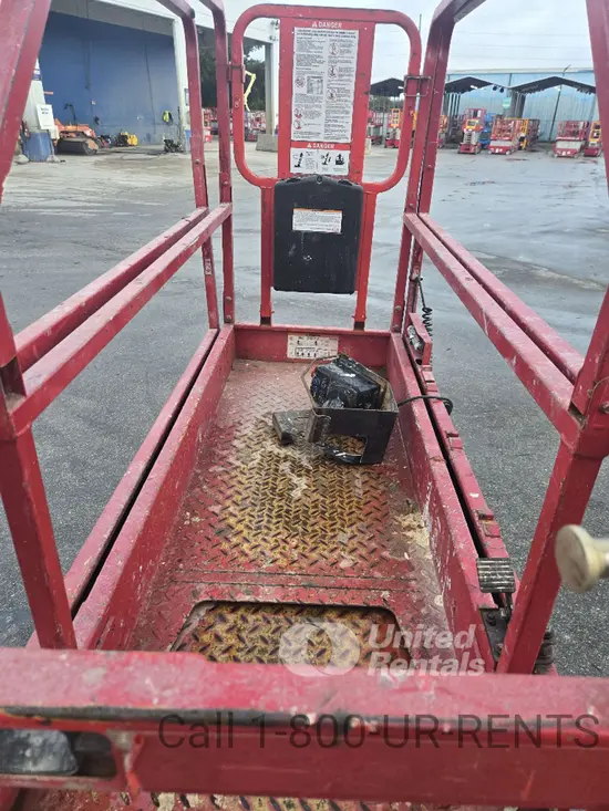2020 MEC MICRO 26 Scissor Lift