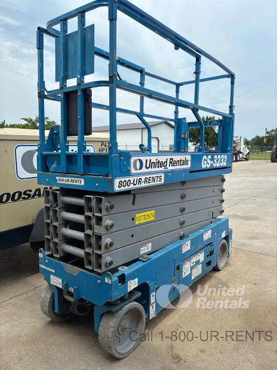 2018 Genie GS-3232 Scissor Lift