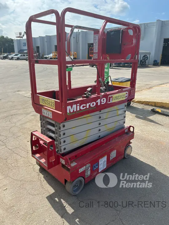 2019 MEC MICRO 19 Scissor Lift