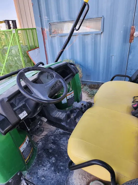 2022 John Deere XUV855M Utility Vehicle