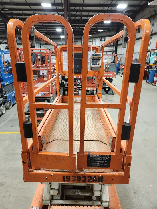 2017 Snorkel S3219E Scissor Lift