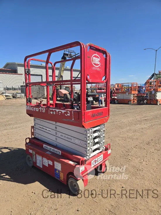 2018 MEC MICRO 19 Scissor Lift