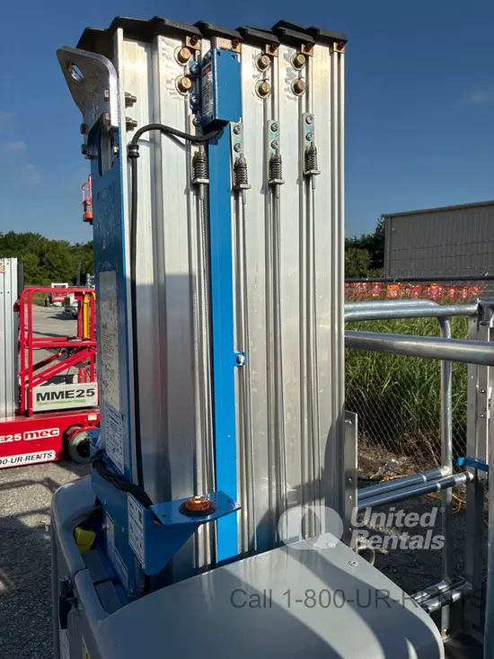 2018 Genie GR-20 Self-Propelled One-Person Lift