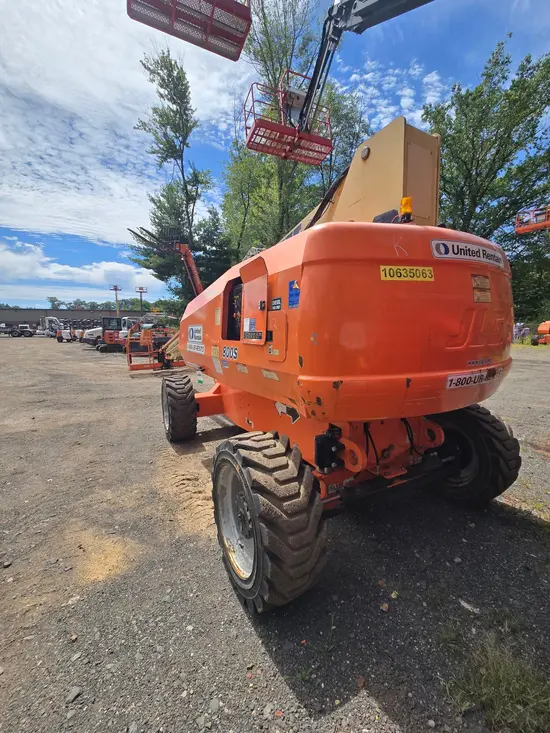 2017 JLG 800S Boom Lift