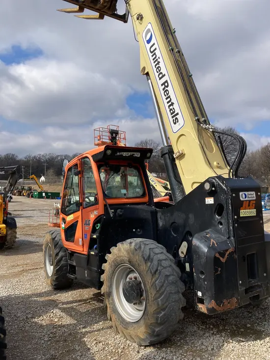 2017 JLG 1644 Forklift