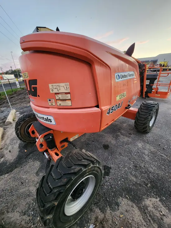 2017 JLG 450AJ Articulating Boom Lift