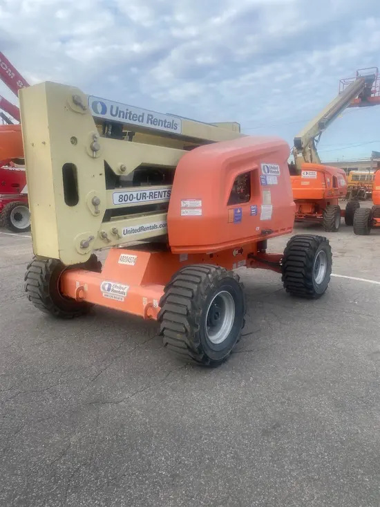 2017 JLG 450AJ Articulating Boom Lift
