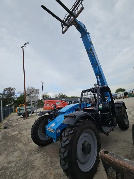 2016 Genie GTH-844 Forklift