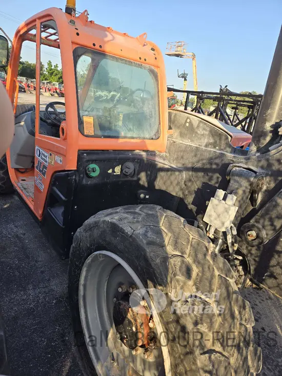 2018 JLG 742 Forklift