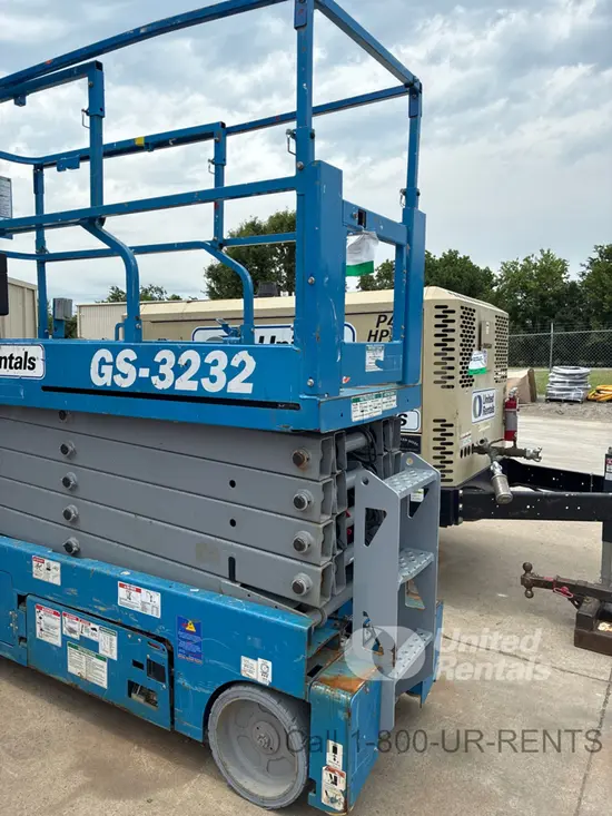 2018 Genie GS-3232 Scissor Lift