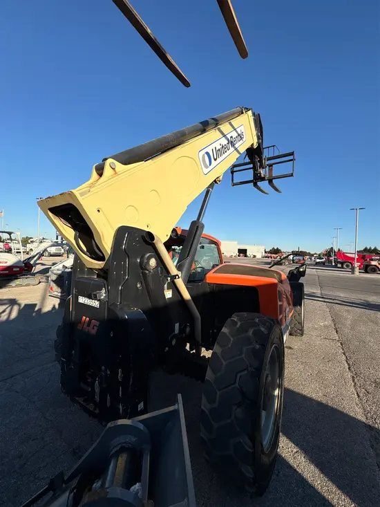 2021 JLG 1055 Forklift