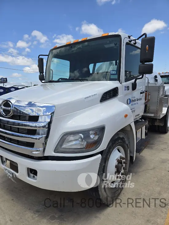 2019 HINO 268DCD4X2