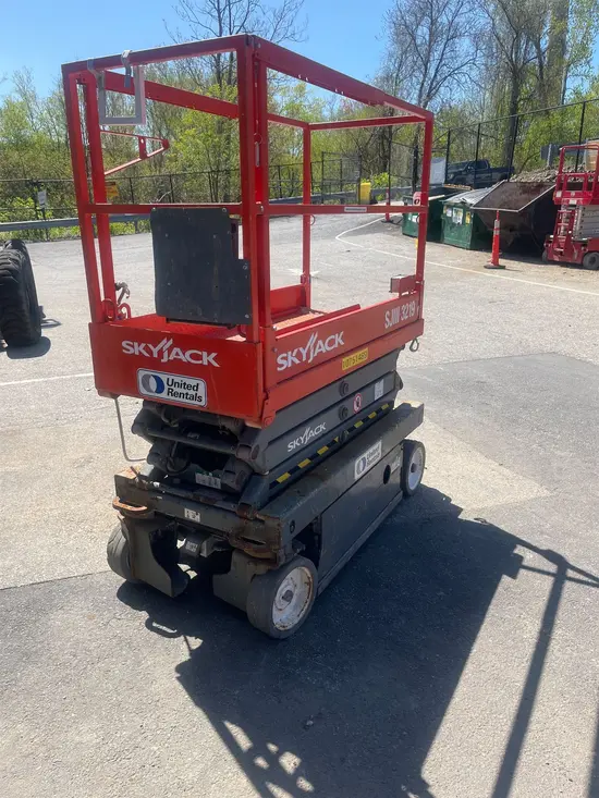 2018 Skyjack SJIII3219 Scissor Lift
