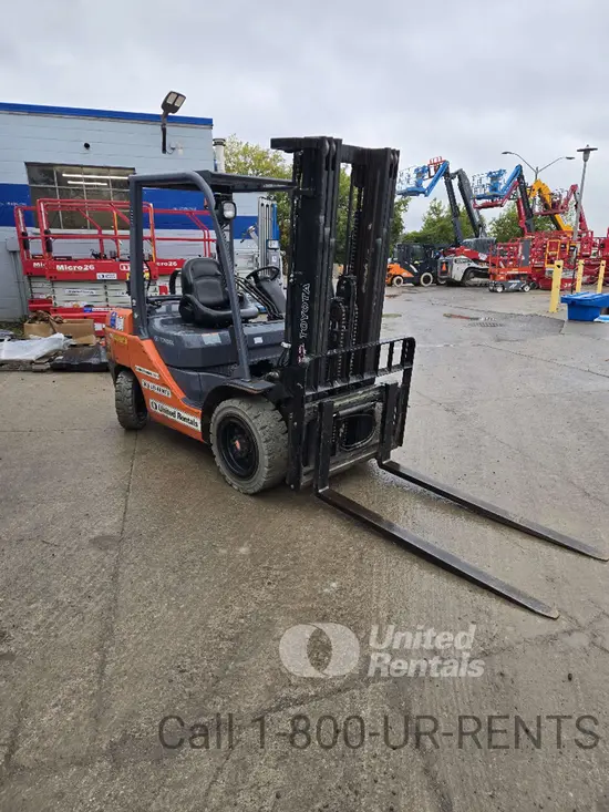 2019 Toyota 8FGU30 Warehouse Forklift
