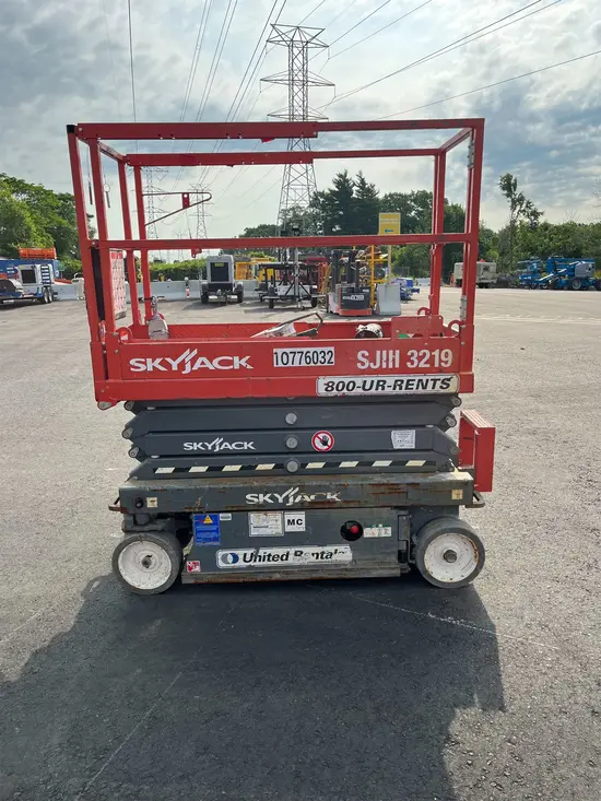 2018 Skyjack SJIII3219 Scissor Lift