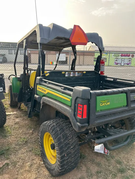 2022 John Deere XUV855MS4 Utility Vehicle